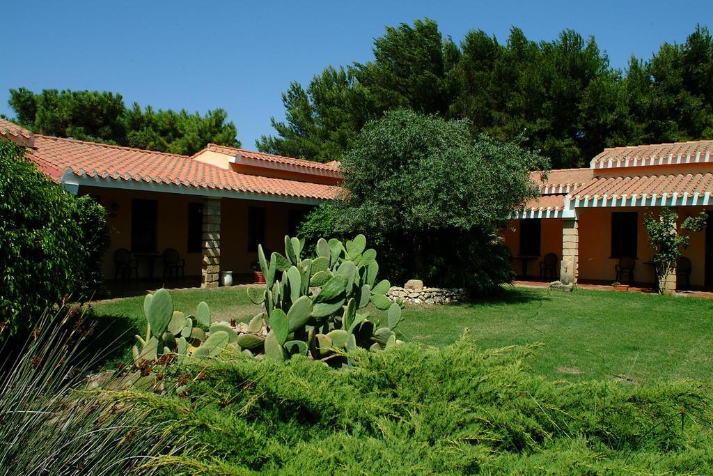 Hotel Ristorante Sa Pedrera Càbras 外观 照片